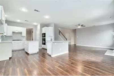 7822 Corona Court, Arlington, TX 76002 - Photo 2