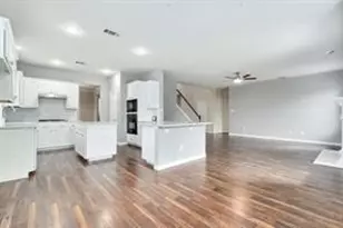 7822 Corona Ct, Arlington, TX 76002 - Photo 2