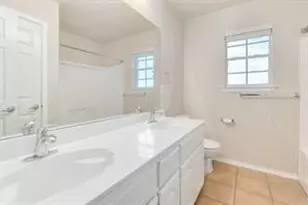 7822 Corona Ct, Arlington, TX 76002 - Photo 8