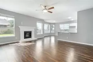 7822 Corona Ct, Arlington, TX 76002 - Photo 4