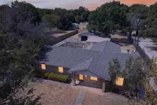 1403 N Melba Doyle Park Rd, Decatur, TX 76234 - Photo 2
