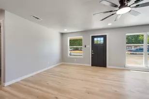 5517 Cottey St, Fort Worth, TX 76119 - Photo 10
