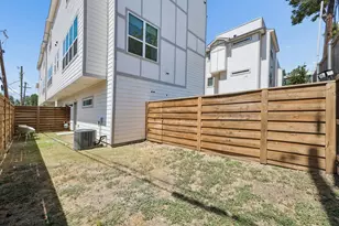 1917 Landon Ln, Dallas, TX 75204 - Photo 26