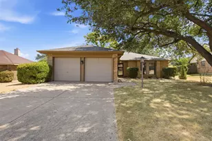6417 Shasta Trail, Fort Worth, TX 76133 - Photo 2