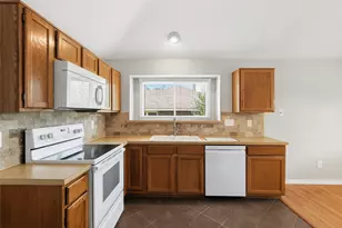 6417 Shasta Trail, Fort Worth, TX 76133 - Photo 12
