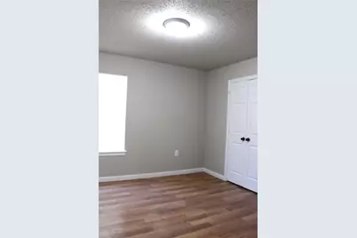 2001 San Antonio Street, Grand Prairie, TX 75051 - Photo 12