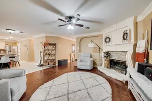 7602 Stanhope Ln, Arlington, TX 76001 - Photo 10