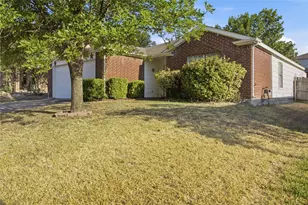 7132 Lanyon Dr, Dallas, TX 75227 - Photo 2