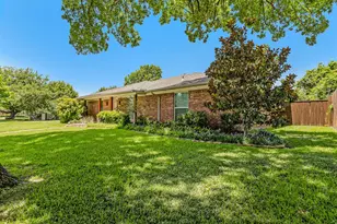 4117 Boca Bay Dr, Dallas, TX 75244 - Photo 2