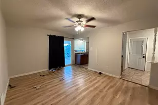 902 Milky Way, Garland, TX 75040 - Photo 8