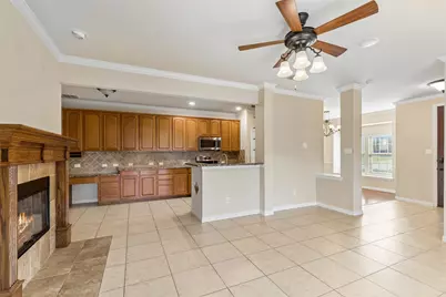 4313 Kestrel Way, Carrollton, TX 75010 - Photo 8