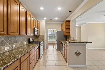 4313 Kestrel Way, Carrollton, TX 75010 - Photo 12