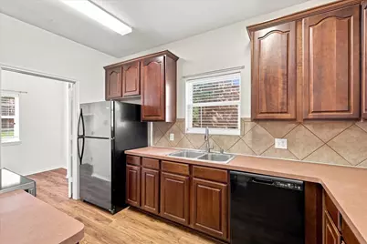 2929 Muirfield Drive, Lewisville, TX 75067 - Photo 6