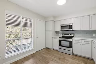 10578 High Hollows Dr, Dallas, TX 75230 - Photo 10