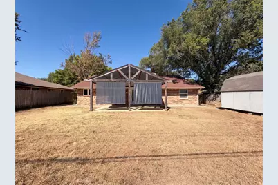 1208 Hillcrest Drive, Euless, TX 76039 - Photo 26