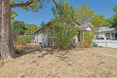 2421 Boyd Street, Dallas, TX 75224 - Photo 2