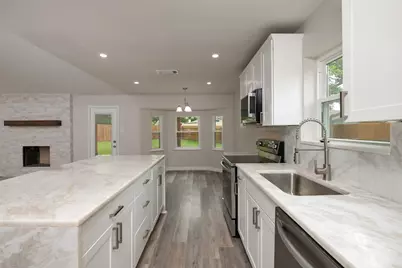 314 Sixpence Lane, Euless, TX 76039 - Photo 14