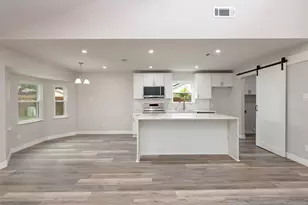 314 Sixpence Ln, Euless, TX 76039 - Photo 4