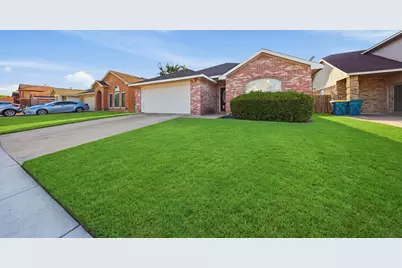 737 Nelson Drive, Cedar Hill, TX 75104 - Photo 2