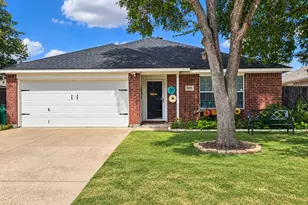 161 Adams Dr, Crowley, TX 76036 - Photo 1