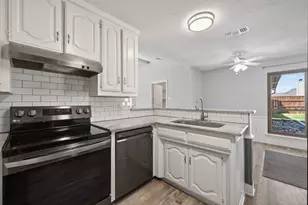 2229 Country Valley Rd, Garland, TX 75041 - Photo 16