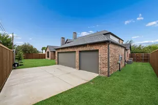 10128 Coppedge Ln, Dallas, TX 75229 - Photo 40