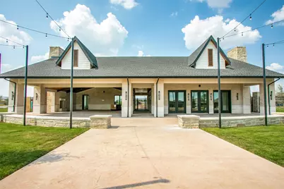 821 Shepperton Way, Fort Worth, TX 76247 - Photo 32