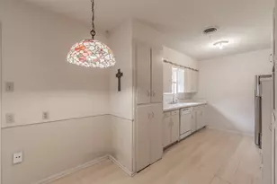 7412 Meadowcrest Dr, Fort Worth, TX 76112 - Photo 8