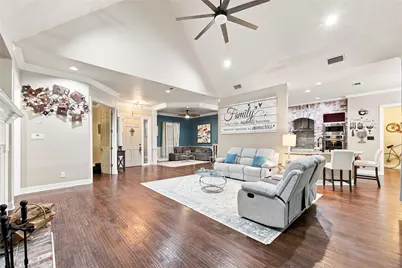 4518 Pecan Creek Drive, Midlothian, TX 76065 - Photo 2