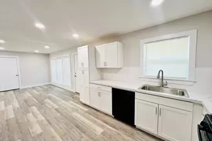 2116 Pine Crest Dr, Tyler, TX 75701 - Photo 2