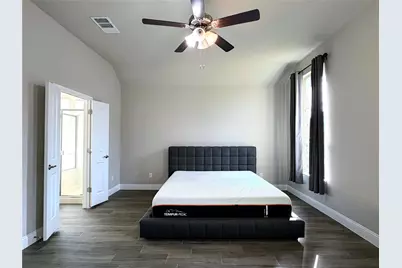 1113 Whispering Hill Drive, Mansfield, TX 76063 - Photo 12