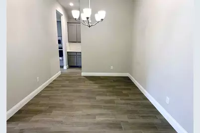 1113 Whispering Hill Drive, Mansfield, TX 76063 - Photo 2