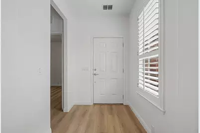 7881 Hogan Court, Frisco, TX 75036 - Photo 4