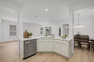 7881 Hogan Ct, Frisco, TX 75036 - Photo 6