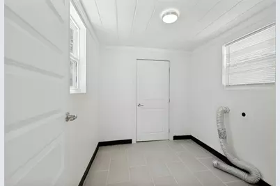 412 E 8th Street, Irving, TX 75060 - Photo 20