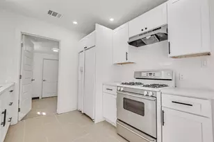 412 E 8th St, Irving, TX 75060 - Photo 14