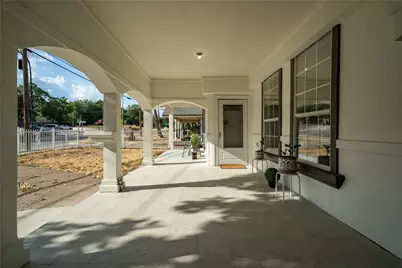 644 N Tyler Street, Dallas, TX 75208 - Photo 2