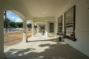 644 N Tyler St, Dallas, TX 75208 - Photo 2