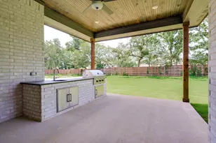 128 Texas Ash Dr, Krugerville, TX 76227 - Photo 2