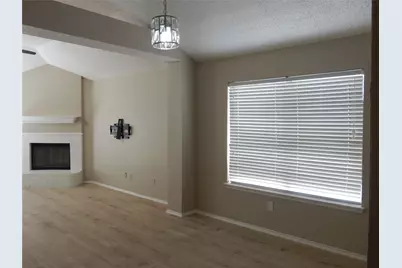 6009 Castanada Drive, Arlington, TX 76018 - Photo 6