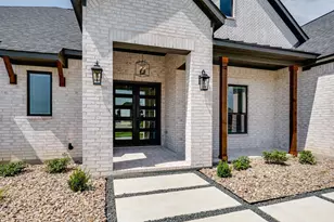 106 Wild Plum Dr, Krugerville, TX 76227 - Photo 2