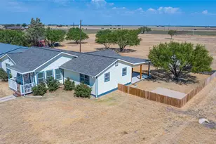 390 Mesquite Ln, Abilene, TX 79601 - Photo 4