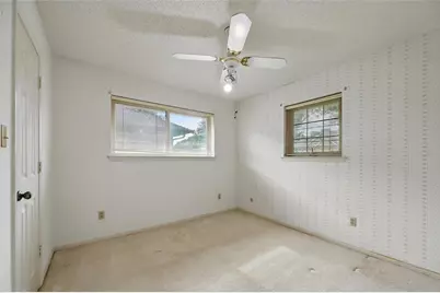9719 Amberley Drive, Dallas, TX 75243 - Photo 4