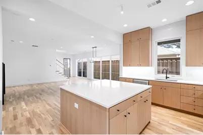 5836 Martel Avenue, Dallas, TX 75206 - Photo 8