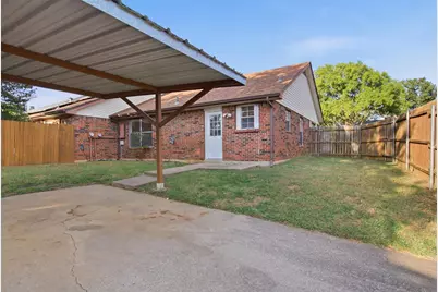 2901 Kathleen Lane, Euless, TX 76039 - Photo 18
