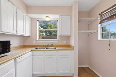 2901 Kathleen Lane, Euless, TX 76039 - Photo 6
