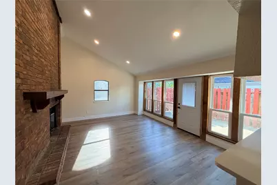 2525 Shady Ridge Drive, Bedford, TX 76021 - Photo 8