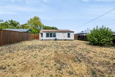 804 Lilac Drive, Garland, TX 75040 - Photo 24