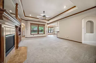 811 Amherst Dr, Waxahachie, TX 75165 - Photo 4