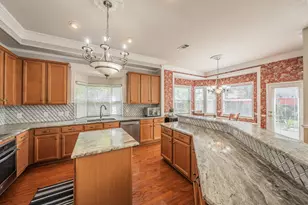 5549 Mountain Valley Dr, The Colony, TX 75056 - Photo 4